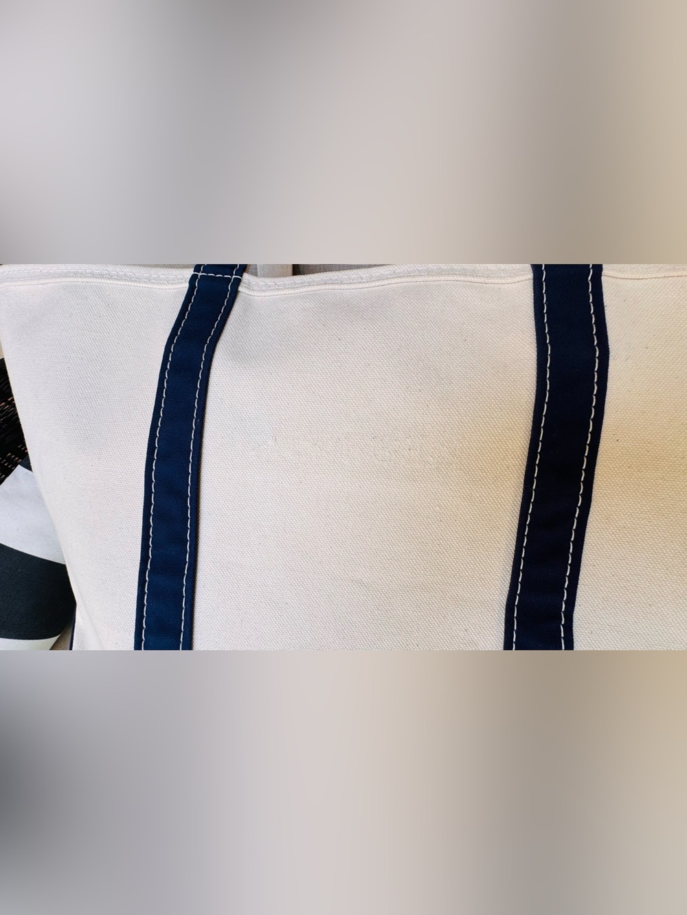 L.L. Bean Boat and Tote Zip Top with Navy Trim, Large - Picture 16 of 16